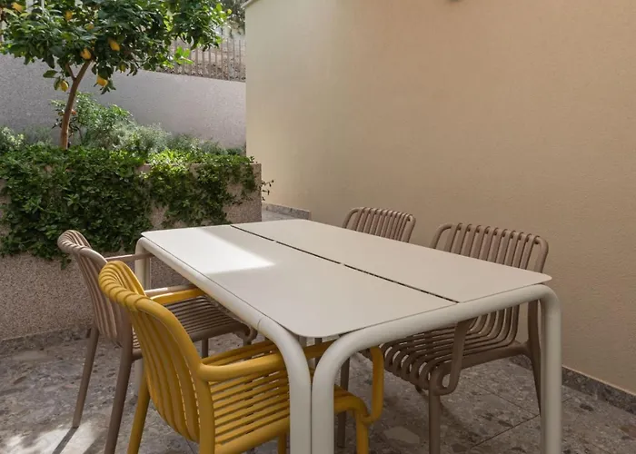 Lemon Tree Apartmán *